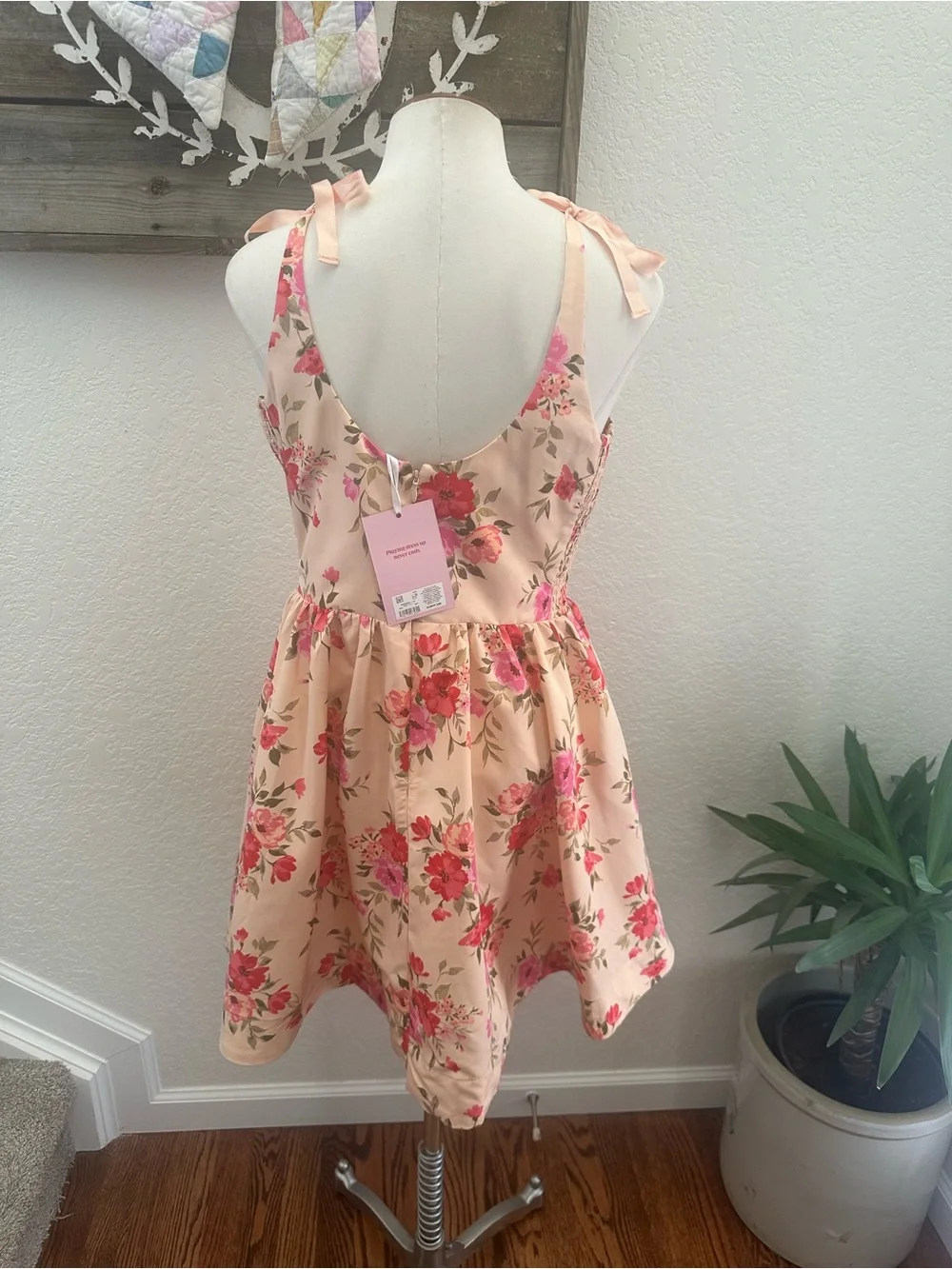 The Occasion by Old Navy floral party sundress size M NWT